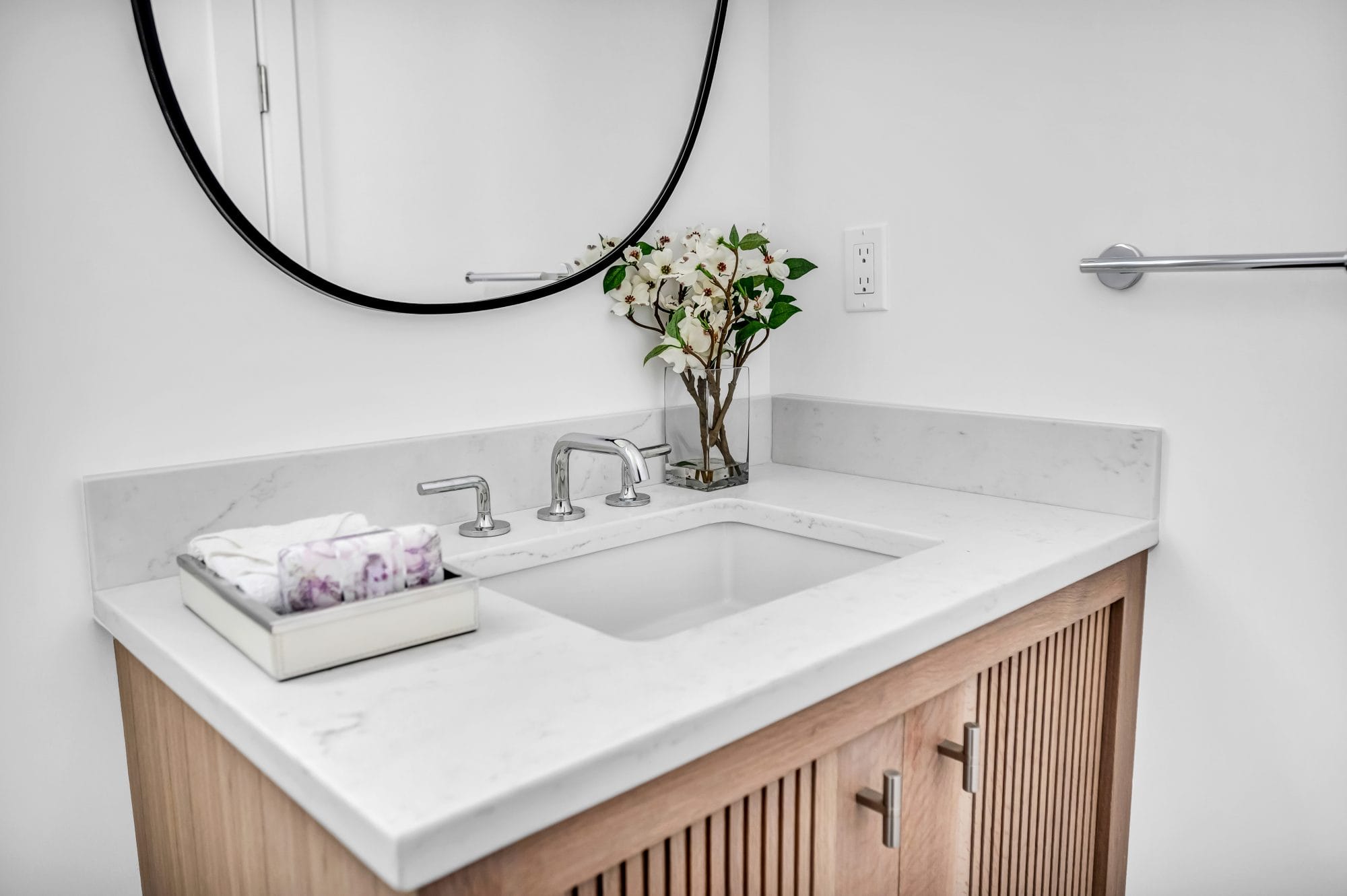 Cambria Quartz Bathroom Countertops for Lasting Luxury